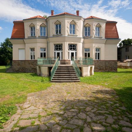 Bauerova vila v Libodřicích na Kolínsku
