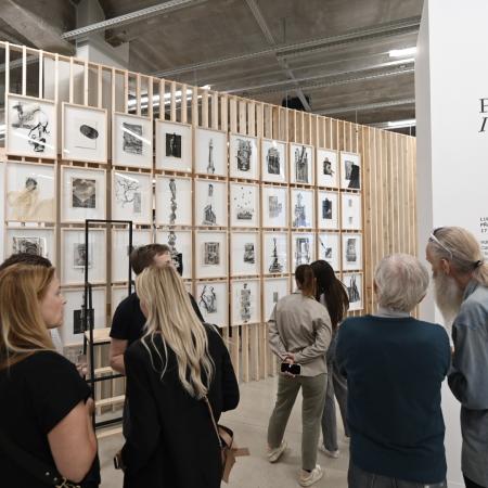 Výstava slovenské umělkyně Lucie Tallové Přála bych si být stvořena z kamene v olomoucké Telegraph Gallery