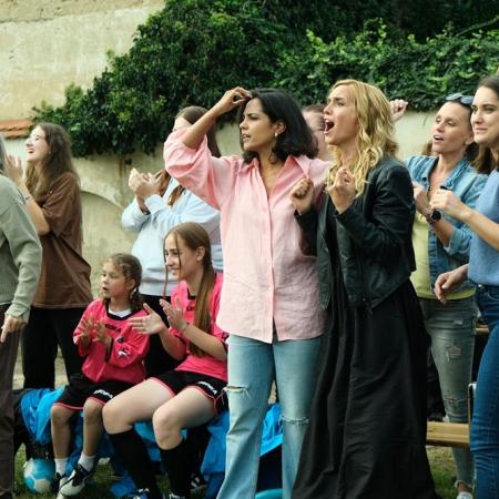 Film Pod parou vychází z dánské předlohy Thomase Vinterberga