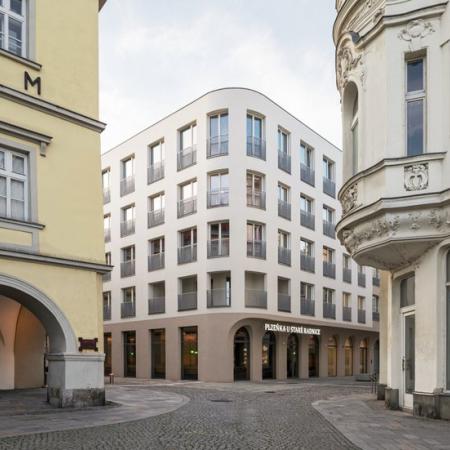 Blok Nové Lauby v Ostravě, znamení čtyř-architekti