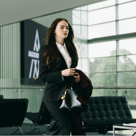 Nejnovější film Yorgose Lanthimose Bugonia