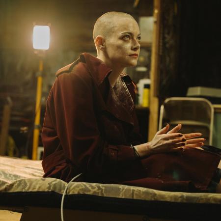 Nejnovější film Yorgose Lanthimose Bugonia