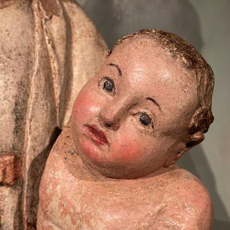 Detail ze sochy Madona z Havraně