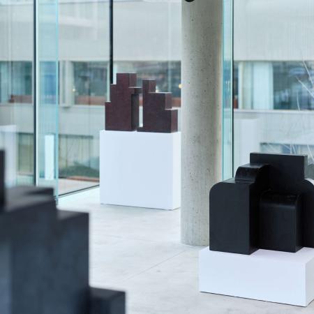 Pohled do expozice The Space Between