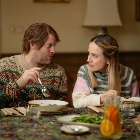 Natáčí se hvězdně obsazená vztahová komedie Něco jako rodina