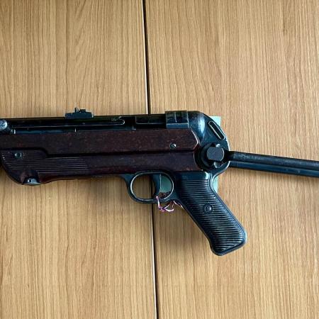 Samopal MP40