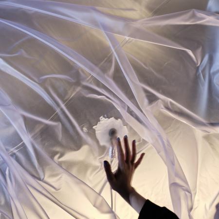 Výstava All Things Digesting (Vše&nbsp;co zažíváme) umělecké dvojice Sikau/Půbalová