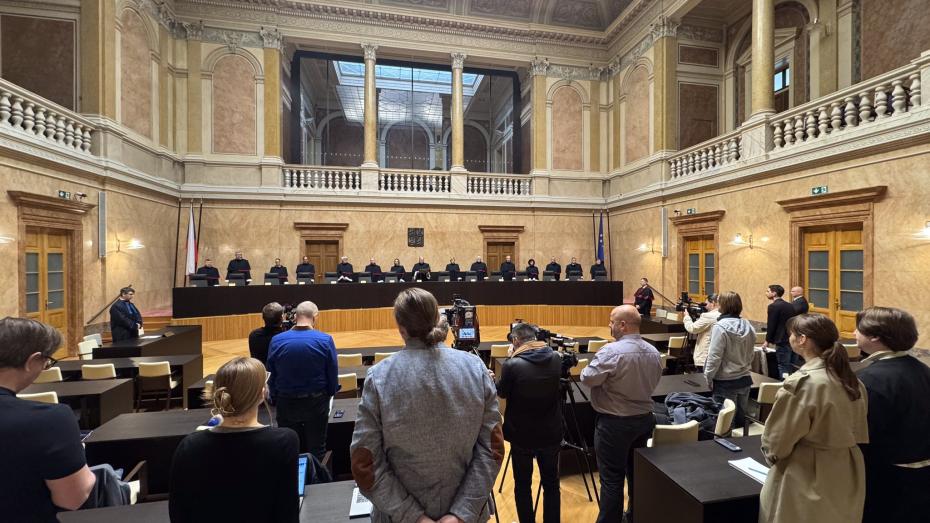 Jednání Ústavního soudu u případu Anička