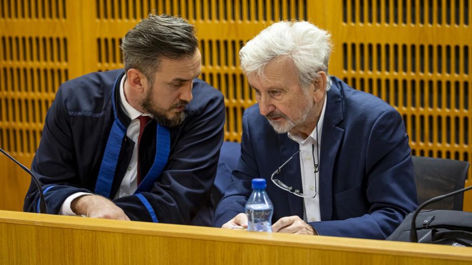 Jan Cimický (vpravo) a advokát Miroslav Kučerka
