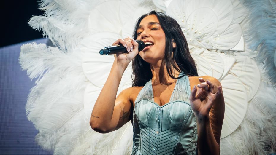 Dua Lipa v O2 areně