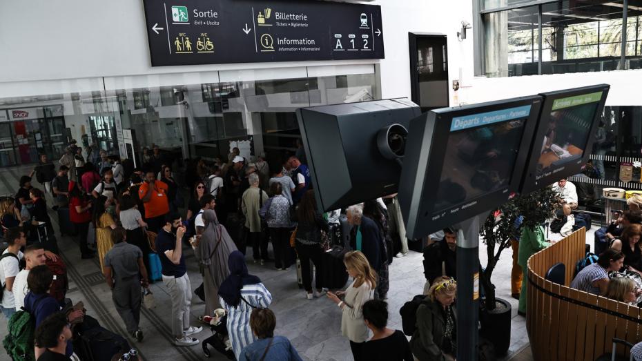 Útok na infrastrukturu v Cannes