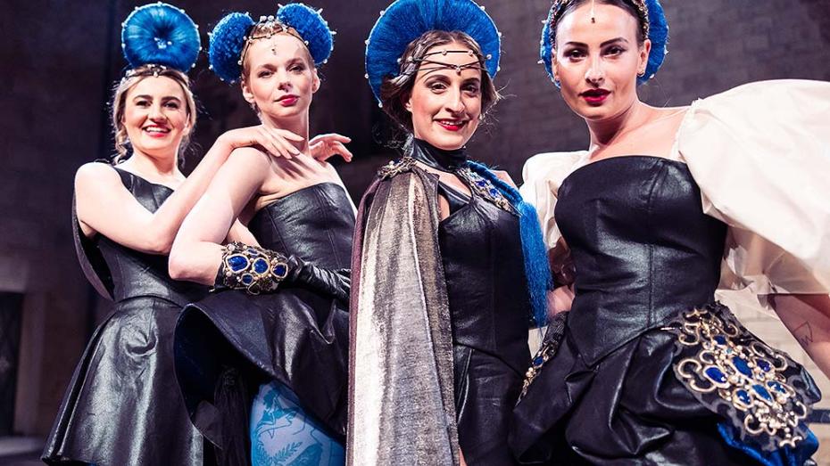 Marná Lásky snaha: Karolína Vágnerová, Anna Kameníková, Kristýna Daňhelová, Anna Fialová