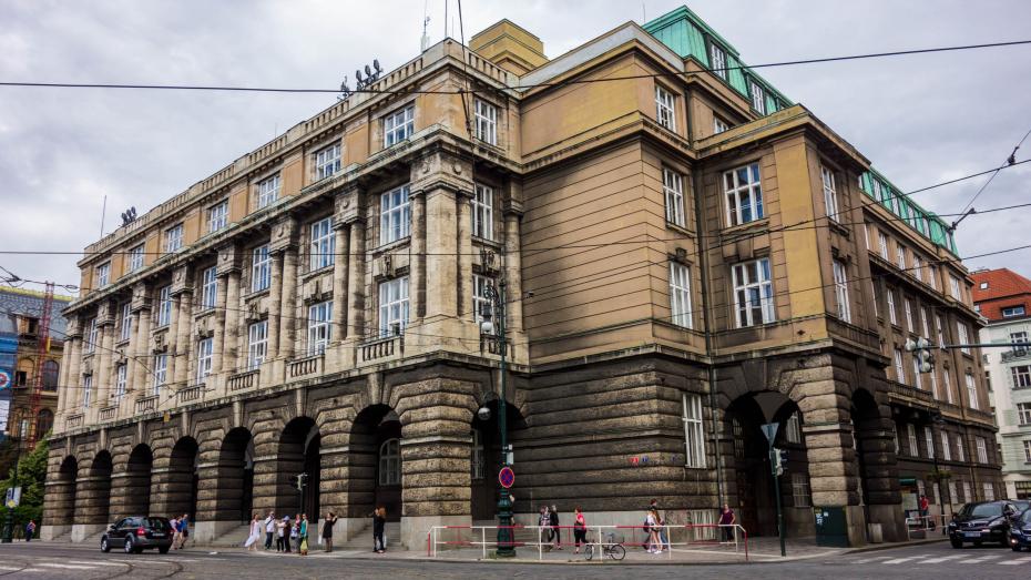 Filozofická fakulta Univerzity Karlovy