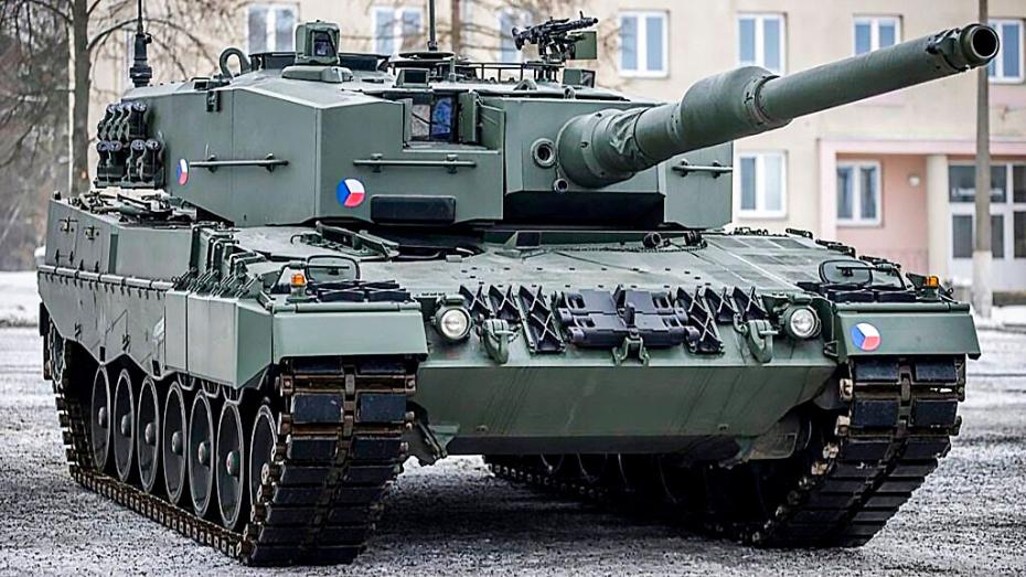Bojové, pancéřované, pásové obrněné vozidlo Leopard 2A4