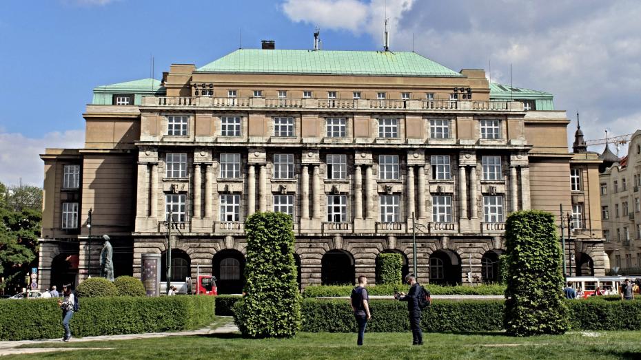 Filozofická fakulta Univerzity Karlovy