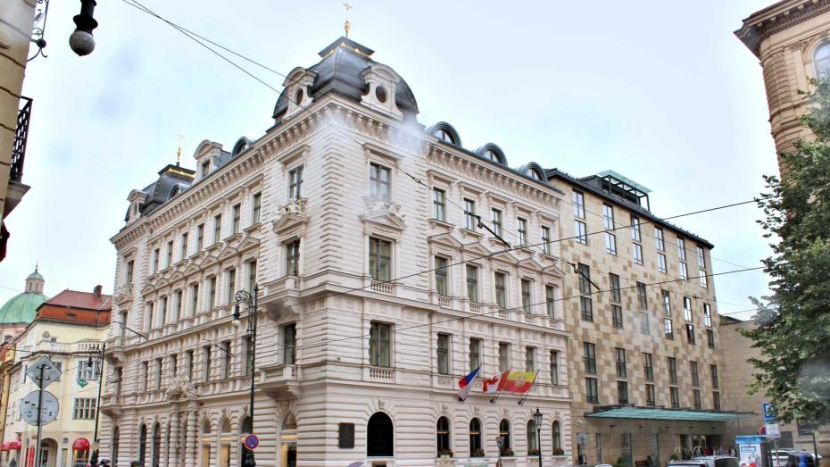 Hotel Four Seasons