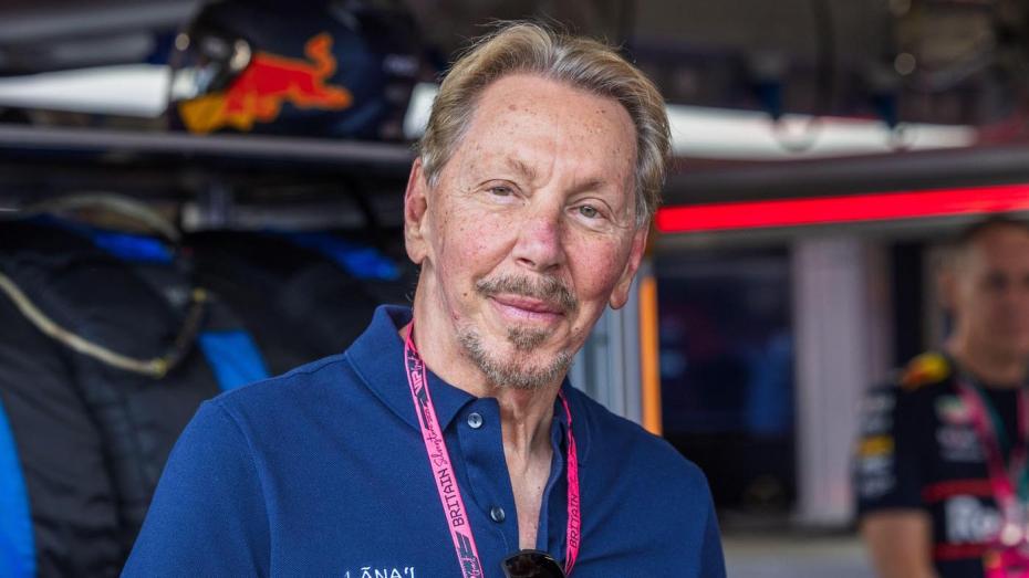 Předseda představenstva a spoluzakladatel Oracle Corporation – Larry Ellison