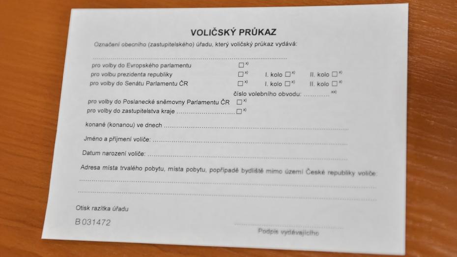 Nevyplněný voličský průkaz