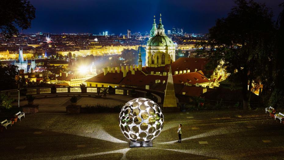 Prahu od středy rozzářil Signal Festival