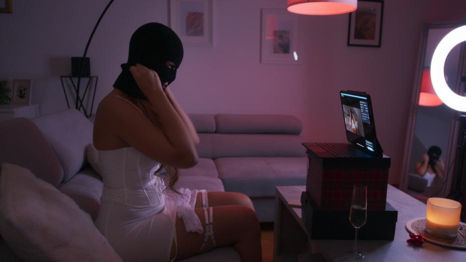 Dokument Virtuální přítelkyně 