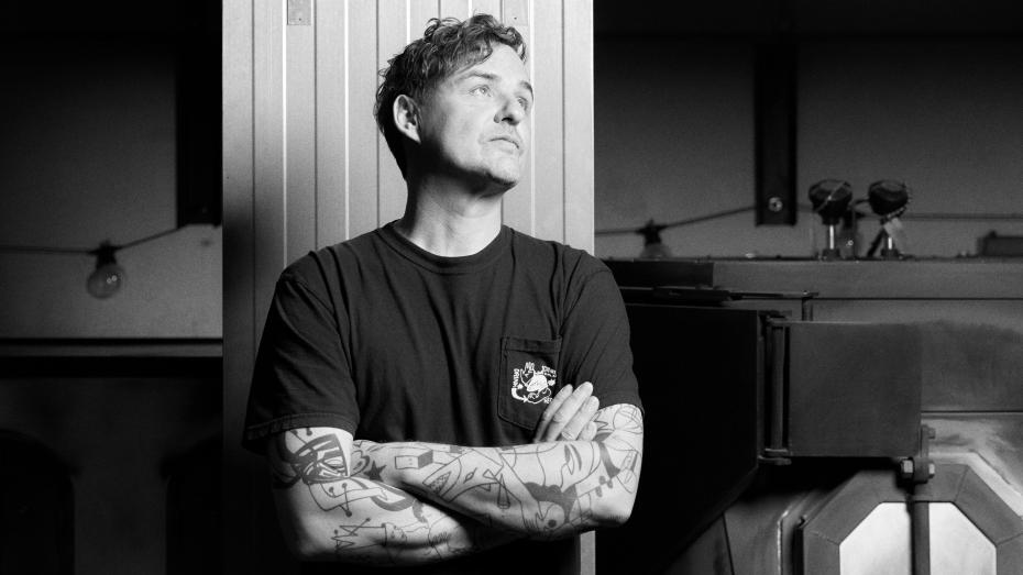 Sochař Martin Janecký vystavuje své skleněné plastiky v galerii Kodl Contemporary