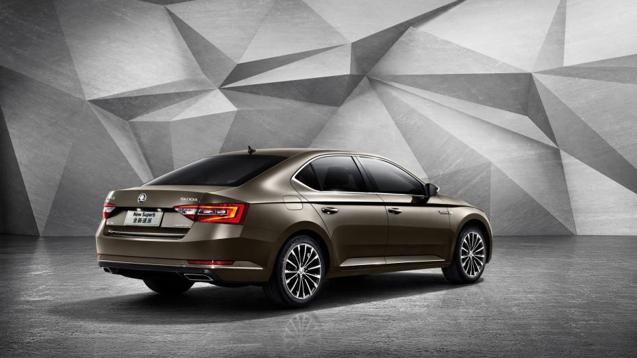 Škoda Superb Čína