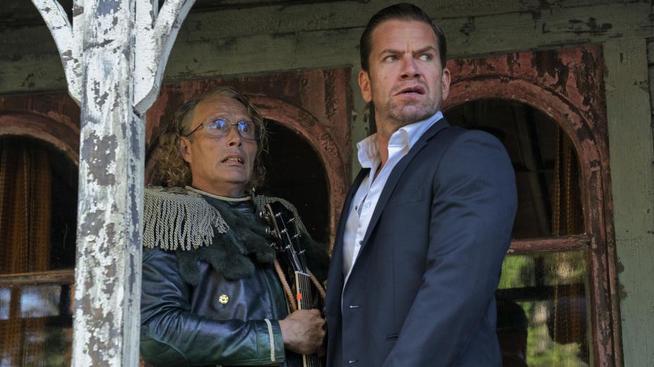 Mads Mikkelsen a Nikolaj Lie Kaas ve filmu Poslední Viking