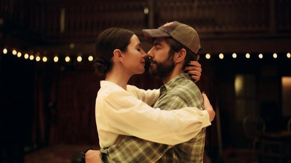 Magalie Lépine Blondeau a Pierre-Yves Cardinal ve filmu Povaha lásky