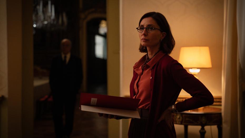 Anna Ferzetti jako prezidentova dcera Dorotea