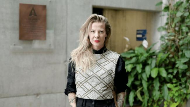 Na Festivalu Fall v DOXu bude diskutovat koreanistka a spisovatelka Nina Špitálníková. 