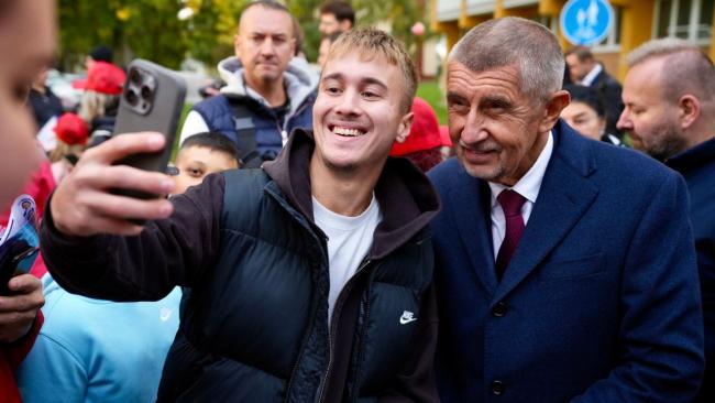 Andrej Babiš při předvolební kampani v Kladně
