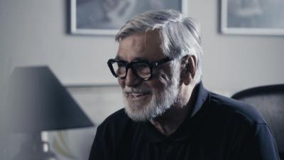 Film Musíme to zarámovat (rozhovor s Jiřím Bartoškou v červenci 2021)
