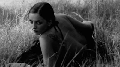 Tereza z Davle: Retro girl, snímek z výstavy v pražské Leica Gallery